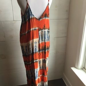 LOVESTITCH MAXI DRESS